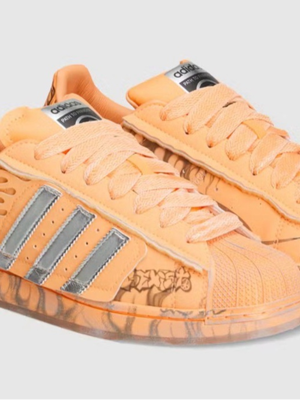 ADIDAS X HELLSTAR SUPERSTAR "CREAMSICLE" NWT US M7/W6 - Picture 2 of 13